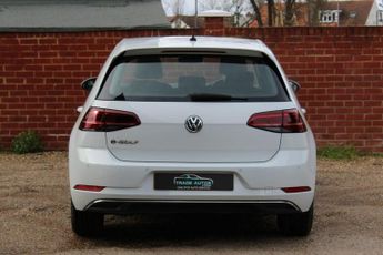 VOLKSWAGEN E-GOLF 35.8kWh e-Golf Hatchback 5dr Electric Auto (136 ps)