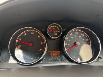 VAUXHALL ANTARA 2.2 CDTi Diamond SUV 5dr Diesel Manual 2WD Euro 5 (s/s) (163 ps)