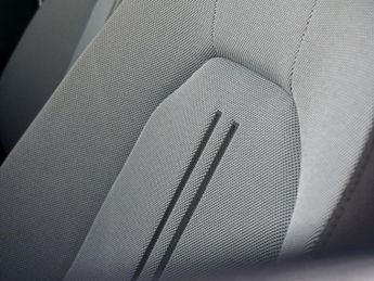 SEAT LEON 1.0 TSI SE Dynamic Hatchback Petrol Manual Euro 6 (s/s) 5dr - Ju