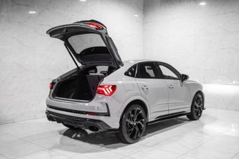 AUDI Q3 2.5 RS SPORTBACK TFSI QUATTRO VORSPRUNG 5d AUTO 395 BHP