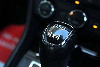 SKODA SUPERB 2.0 TDI SE L Executive Hatchback 5dr Diesel DSG Auto 6Spd 4WD Eu