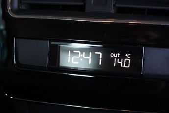 SKODA SUPERB 2.0 TDI SE L Executive Hatchback 5dr Diesel DSG Auto 6Spd 4WD Eu