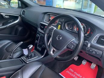 VOLVO V40 2.0 T2 R-Design Pro Hatchback 5dr Petrol Manual Euro 6 (s/s) (12