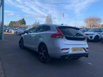 VOLVO V40 2.0 T2 R-Design Pro Hatchback 5dr Petrol Manual Euro 6 (s/s) (12