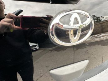 TOYOTA AYGO X 1.0 VVT-i Exclusive Hatchback 5dr Petrol x-shift Euro 6 (s/s) (7