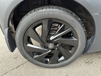 TOYOTA AYGO X 1.0 VVT-i Exclusive Hatchback 5dr Petrol x-shift Euro 6 (s/s) (7