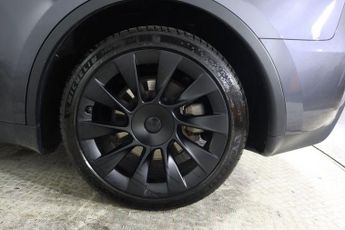 TESLA MODEL Y (Dual Motor) Long Range SUV 5dr Electric Auto 4WDE (384 bhp)