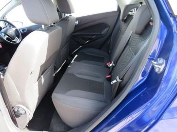 FORD FIESTA 1.0T EcoBoost Zetec Hatchback 5dr Petrol Powershift Euro 6 (100 