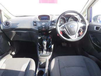 FORD FIESTA 1.0T EcoBoost Zetec Hatchback 5dr Petrol Powershift Euro 6 (100 