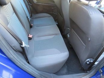 FORD FIESTA 1.0T EcoBoost Zetec Hatchback 5dr Petrol Powershift Euro 6 (100 