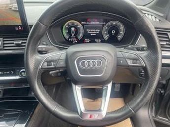AUDI Q5 2.0 TFSIe 50 Edition 1 Sportback 5dr Petrol Plug-in Hybrid S Tro