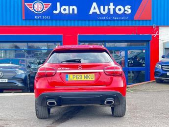 MERCEDES-BENZ GLA 1.6 GLA180 Urban Edition 7G-DCT Euro 6 (s/s) 5dr