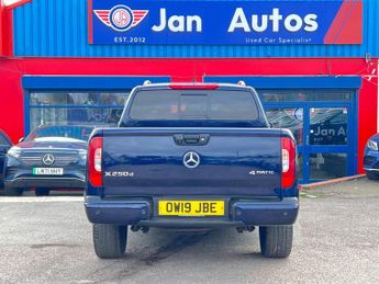 MERCEDES-BENZ X CLASS 2.3 CDI Progressive Auto 4MATIC Euro 6 4dr