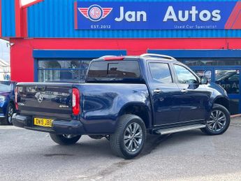 MERCEDES-BENZ X CLASS 2.3 CDI Progressive Auto 4MATIC Euro 6 4dr