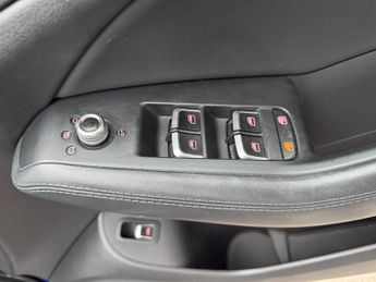 AUDI Q5 2.0 TDI S line Plus SUV 5dr Diesel S Tronic quattro Euro 5 (s/s)