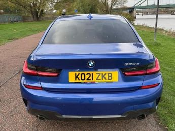 BMW 3 SERIES 2.0 330e 12kWh M Sport Saloon 4dr Petrol Plug-in Hybrid Auto Eur