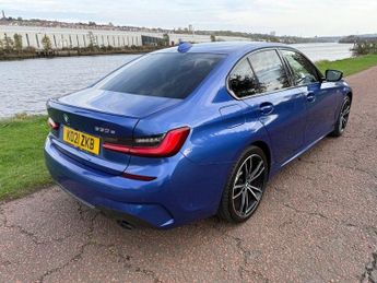 BMW 3 SERIES 2.0 330e 12kWh M Sport Saloon 4dr Petrol Plug-in Hybrid Auto Eur