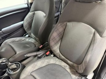 MINI HATCH 1.5 Cooper Hatchback 3dr Petrol Auto Euro 6 (s/s) (136 ps)