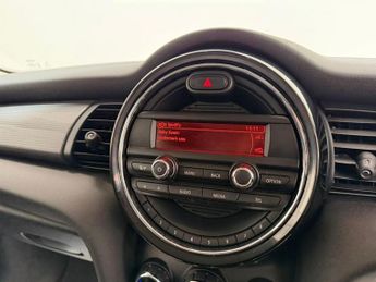 MINI HATCH 1.5 Cooper Hatchback 3dr Petrol Auto Euro 6 (s/s) (136 ps)