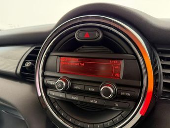 MINI HATCH 1.5 Cooper Hatchback 3dr Petrol Auto Euro 6 (s/s) (136 ps)