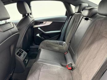 AUDI A4 2.0 TDI S line Saloon 4dr Diesel S Tronic Euro 6 (s/s) (150 ps)