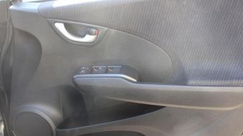 HONDA JAZZ 1.4 i-VTEC ES Plus Hatchback 5dr Petrol CVT Euro 5 (99 ps)