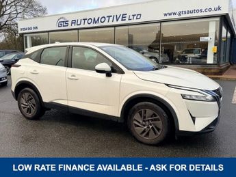 Nissan Qashqai 1.3 DIG-T MHEV ACENTA PREMIUM HYBRID 140 BHP + REAR CAMERA + APP