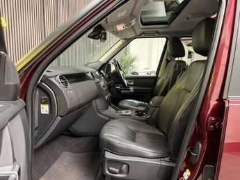 LAND ROVER DISCOVERY 4 3.0 SD V6 SE SUV 5dr Diesel Auto 4WD Euro 5 (s/s) (255 bhp)