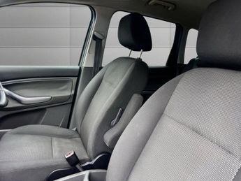 FORD C-MAX 1.8 TDCi Zetec MPV 5dr Diesel Manual (143 g/km, 113 bhp)