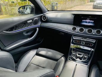 MERCEDES-BENZ E-CLASS 2.0 E220d AMG Line Saloon 4dr Diesel G-Tronic+ Euro 6 (s/s) (194