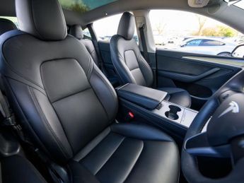 TESLA MODEL Y SUV 5dr Electric Auto RWD (346 ps)