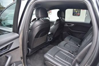 AUDI Q7 3.0 TDI V6 S line SUV 5dr Diesel Tiptronic quattro Euro 6 (s/s) 