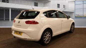 SEAT LEON 1.6 TDI CR SE Copa Hatchback 5dr Diesel DSG Euro 5 (105 ps)