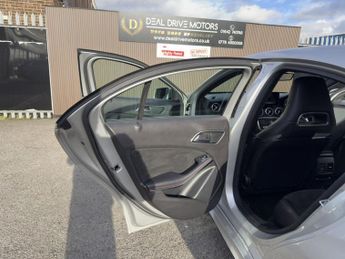 MERCEDES-BENZ A-CLASS 1.5 A180d AMG Line Hatchback 5dr Diesel 7G-DCT Euro 6 (s/s) (109