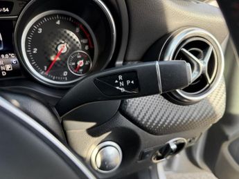 MERCEDES-BENZ A-CLASS 1.5 A180d AMG Line Hatchback 5dr Diesel 7G-DCT Euro 6 (s/s) (109