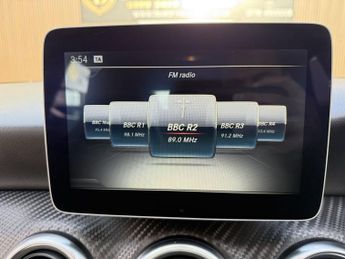 MERCEDES-BENZ A-CLASS 1.5 A180d AMG Line Hatchback 5dr Diesel 7G-DCT Euro 6 (s/s) (109