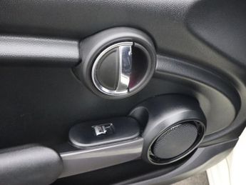 MINI HATCH 1.5 Cooper Sport Hatchback 3dr Petrol Steptronic Euro 6 (s/s) (1