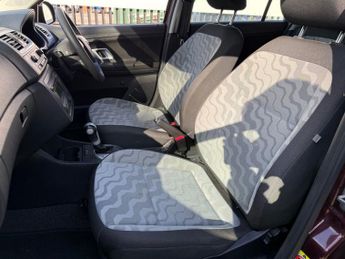 SKODA FABIA 1.6 16V 2 Estate 5dr Petrol Tiptronic (180 g/km, 105 bhp)