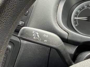 SKODA FABIA 1.6 16V 2 Estate 5dr Petrol Tiptronic (180 g/km, 105 bhp)