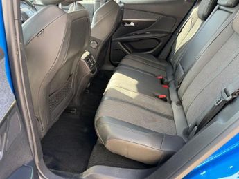 PEUGEOT 3008 1.2 PureTech Allure Premium Automatic SUV 5dr Petrol EAT Euro 6 
