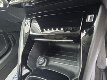 PEUGEOT 208 AUTOMATIC 1.2 PureTech Allure Premium + Hatchback 5dr Petrol EAT