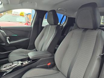 PEUGEOT 208 AUTOMATIC 1.2 PureTech Allure Premium + Hatchback 5dr Petrol EAT