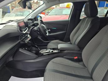 PEUGEOT 208 AUTOMATIC 1.2 PureTech Allure Premium + Hatchback 5dr Petrol EAT