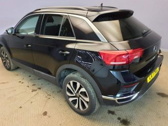 VOLKSWAGEN T-ROC 1.5 TSI EVO Active SUV 5dr Petrol DSG Euro 6 (s/s) (150 ps)
