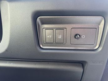 LAND ROVER RANGE ROVER EVOQUE 2.0 TD4 Landmark SUV 5dr Diesel Auto 4WD Euro 6 (s/s) (180 ps)