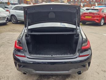BMW 3 SERIES 2.0 330i M Sport Saloon 4dr Petrol Auto Euro 6 (s/s) (258 ps)