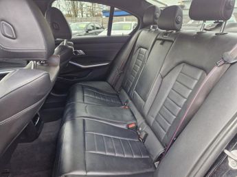 BMW 3 SERIES 2.0 330i M Sport Saloon 4dr Petrol Auto Euro 6 (s/s) (258 ps)