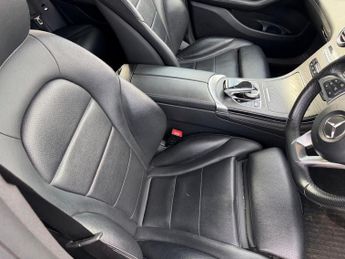 MERCEDES-BENZ GLC 2.1 GLC250d AMG Line SUV 5dr Diesel G-Tronic 4MATIC Euro 6 (s/s)