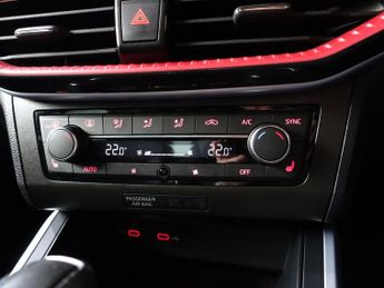 SEAT ARONA 1.5 TSI FR Sport SUV 5dr Petrol DSG Euro 6 (s/s) (150 ps)