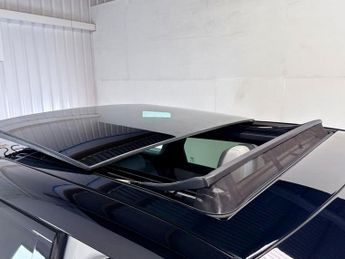 LAND ROVER RANGE ROVER EVOQUE 1.5 P300e 12.2kWh Autobiography SUV 5dr Petrol Plug-in Hybrid Au